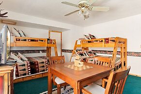 Laureens Americana Hideaway