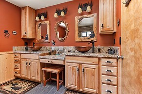 Laureens Americana Hideaway