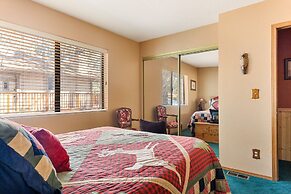 Laureens Americana Hideaway