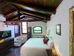 Housing of Charme With Rooftops Balconies