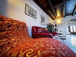 Housing of Charme With Rooftops Balconies