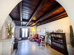 Housing of Charme With Rooftops Balconies