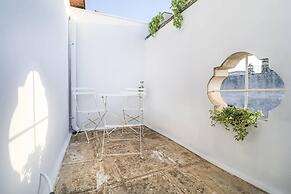 Housing of Charme With Rooftops Balconies