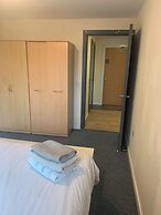 Luxury Stay With Sauna, Gym, and Pool in Leicester