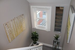 Stunning 4-bed House in Belfast