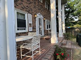 Water Front Oasis 4 Bedroom Home by Redawning