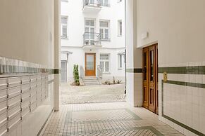 Apartment Warsaw's Praga by Renters