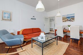 Spacious Apartment Kolobrzeg by Renters