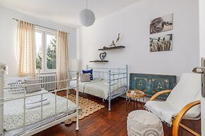 Spacious Apartment Kolobrzeg by Renters