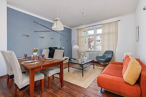 Spacious Apartment Kolobrzeg by Renters