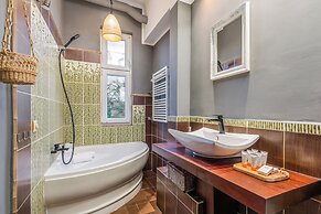 Spacious Apartment Kolobrzeg by Renters