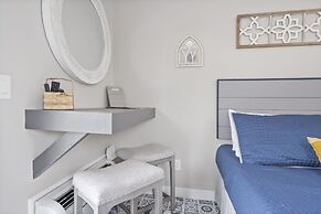 Happy Place Hideaway - Walk to Taneycomo!