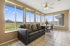 Glory Daze - Overlooking the Golf Course!