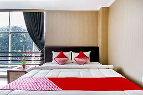 Super OYO Collection O 3431 Hotel Alpha Bandara