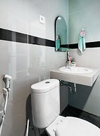 Super OYO Collection O 3431 Hotel Alpha Bandara