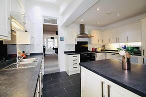 Remarkable 3-bed House in Bath