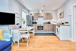 Princess Red - Portrush by the Sea