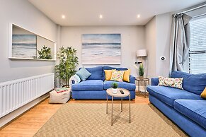 Princess Red - Portrush by the Sea