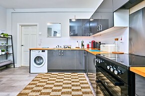 Princess Red - Portrush by the Sea