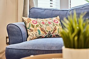 Princess Red - Portrush by the Sea