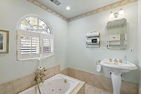 Endless Garden Beach Cottage