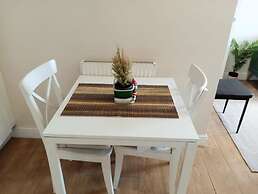 Charming 2-bed Apartment in Birmingham