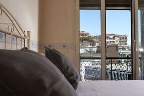 Appartamento Con Terrazzo A Capodimonte