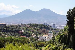 Appartamento Con Terrazzo A Capodimonte