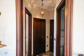 Appartamento Con Terrazzo A Capodimonte