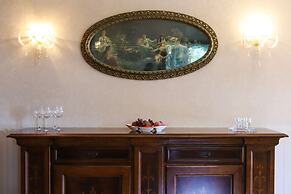 Appartamento Con Terrazzo A Capodimonte