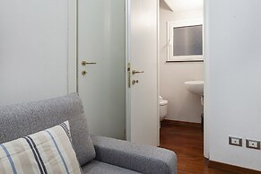 Dock 4 - Libeccio By Wonderful Italy