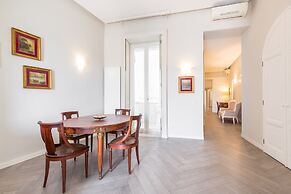 Elegante Appartamento A Piazza Dei Martiri