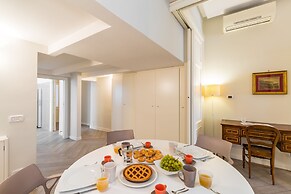 Elegante Appartamento A Piazza Dei Martiri