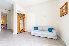 Elegante Appartamento A Piazza Dei Martiri