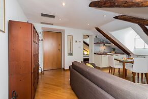 La Mansarda Di Piazza Solferino By Wonderful Italy