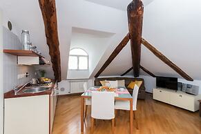 La Mansarda Di Piazza Solferino By Wonderful Italy