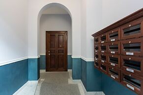 Rosso E Blu Di San Salvario By Wonderful Italy