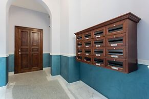 Rosso E Blu Di San Salvario By Wonderful Italy