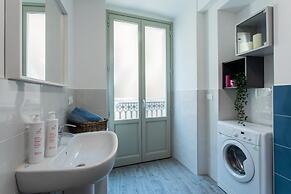 Rosso E Blu Di San Salvario By Wonderful Italy