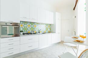 Tra Le Cupole Di Napoli By Wonderful Italy