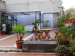 Una Terrazza Sul Mercato Del Capo By Wonderful Italy