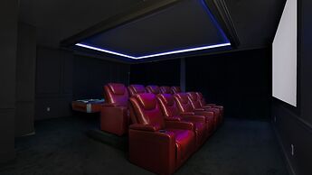 Luxurious Home with Theatre Room