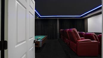 Luxurious Home with Theatre Room