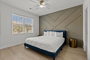 Luxurious Home with Theatre Room