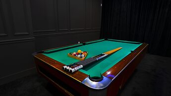 Luxurious Home with Theatre Room