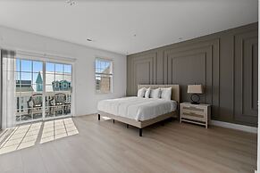 Luxurious Home with Theatre Room