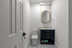 Luxurious Home with Theatre Room