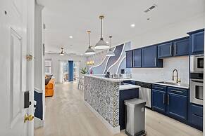 Luxurious Home with Theatre Room