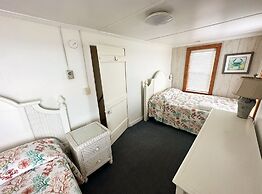 SandSpur Ocean Cottages