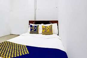 SPOT ON 92156 Adinda Kost